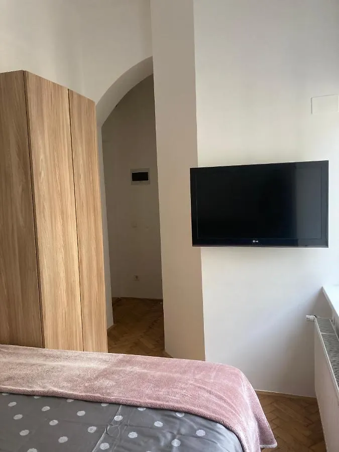 Apartment Tiny Twix Room In The City Centre Ljubljana